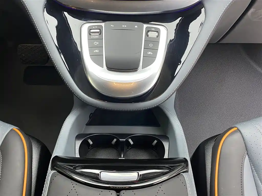 Mercedes-Benz Vito 2023 2.0T Elite 7-Seater фото 16
