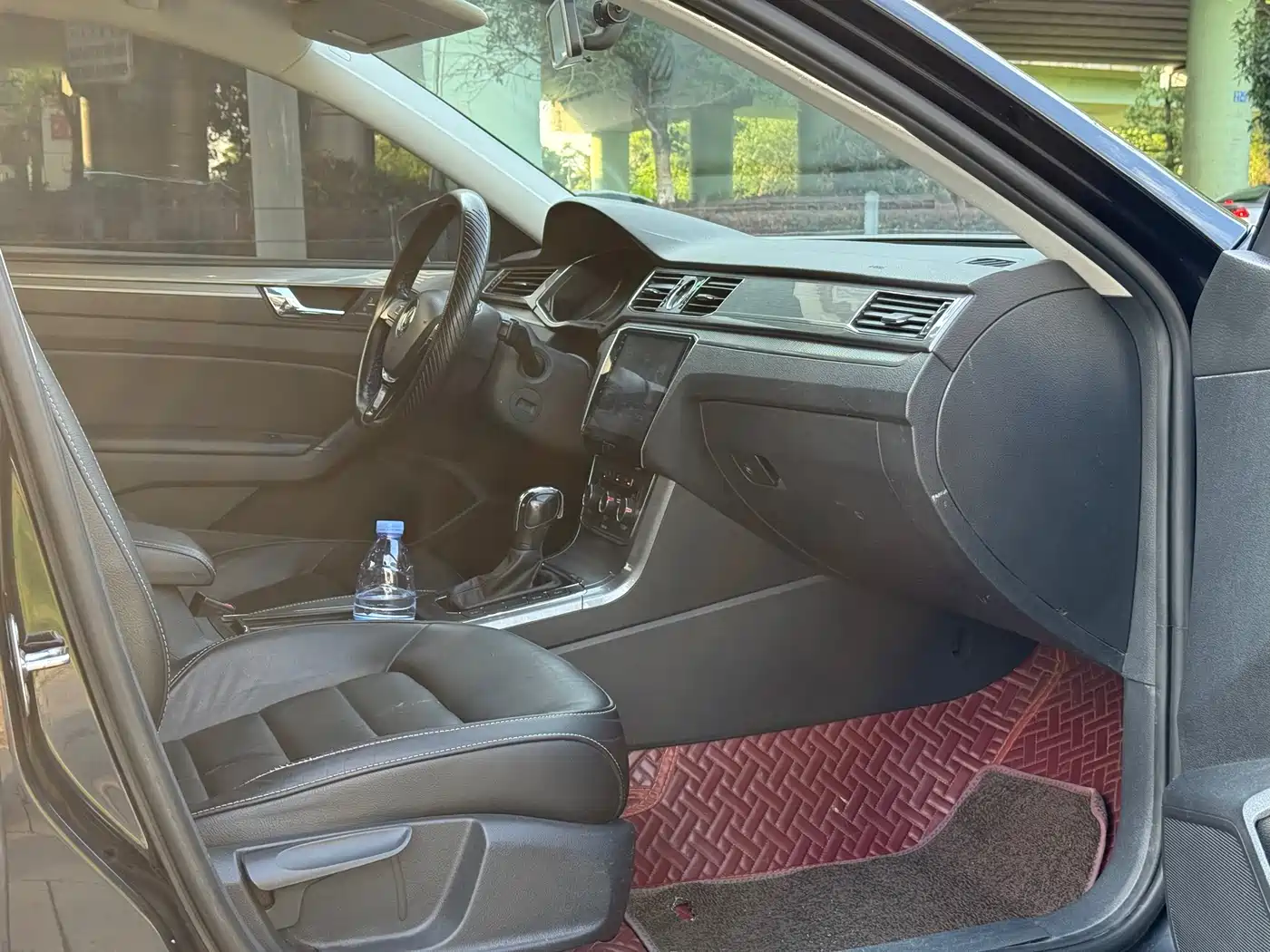 Volkswagen Passat 2017 280TSI DSG Prestige фото 16