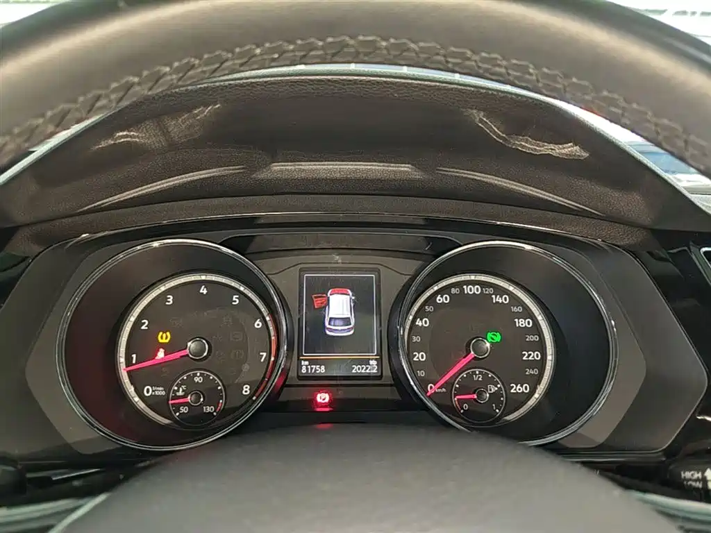Volkswagen Tiguan L 2019 330TSI Auto 2WD Smart Luxury Edition China V фото 12