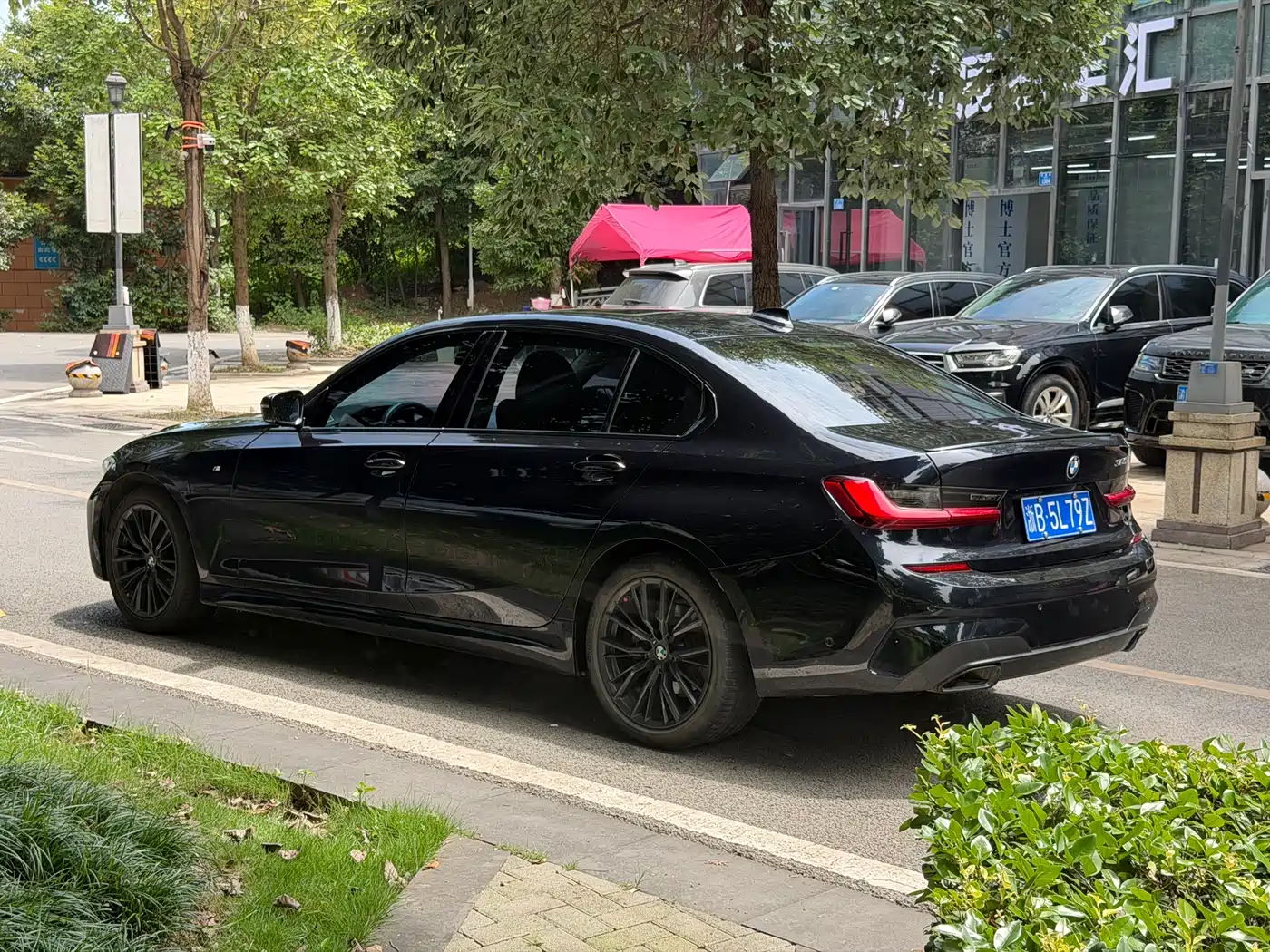 BMW 3 Series 2022 325Li M Sport Shadow Edition фото 6