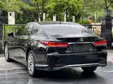 Фото 13 - Lexus LS