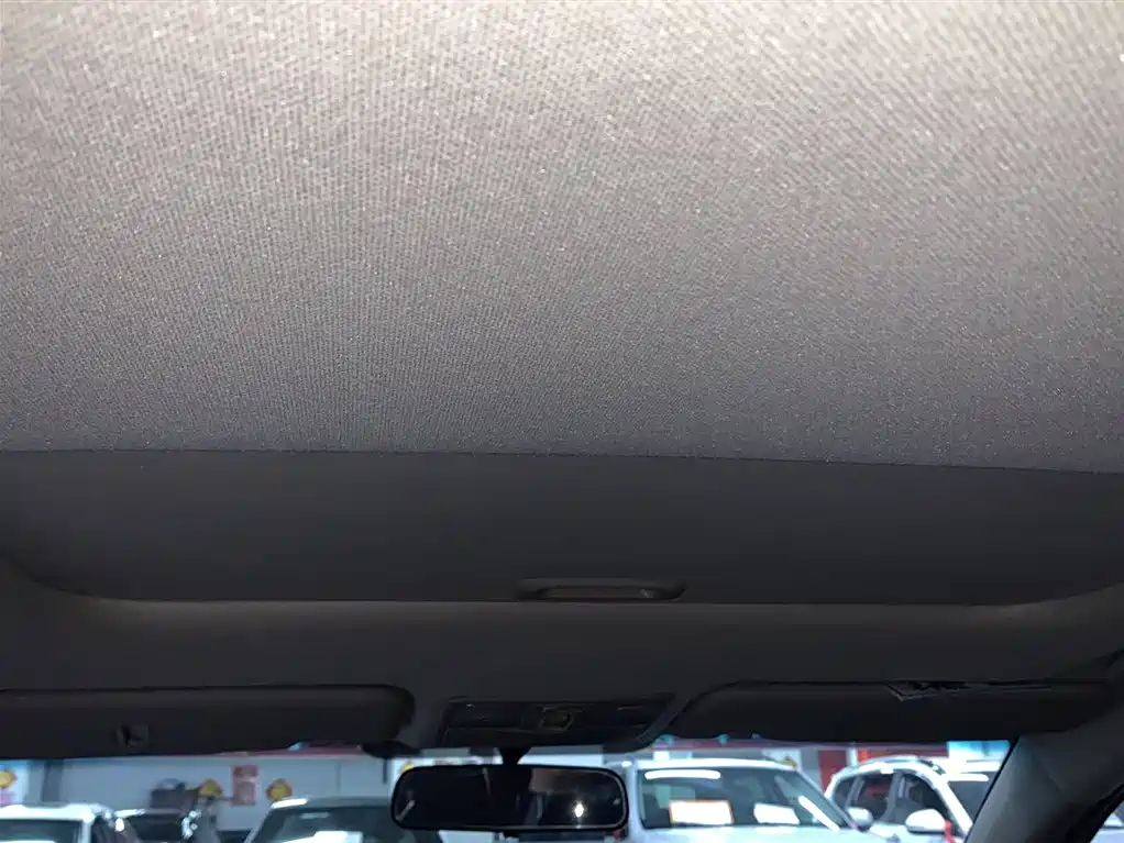 Kia K2 2015 Hatchback 1.4L AT GLS Cool Edition фото 9