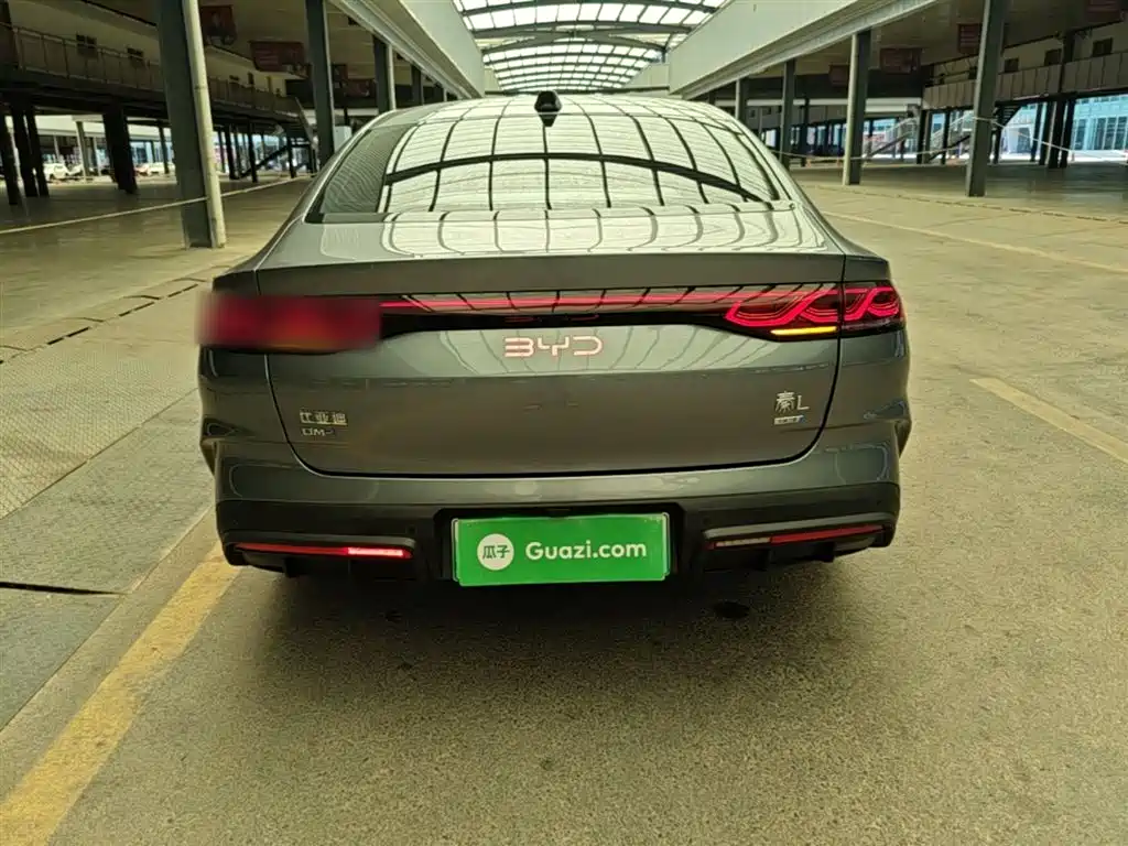 BYD Qin L 2025 DM-i Smart Drive Edition 80KM Leading фото 6