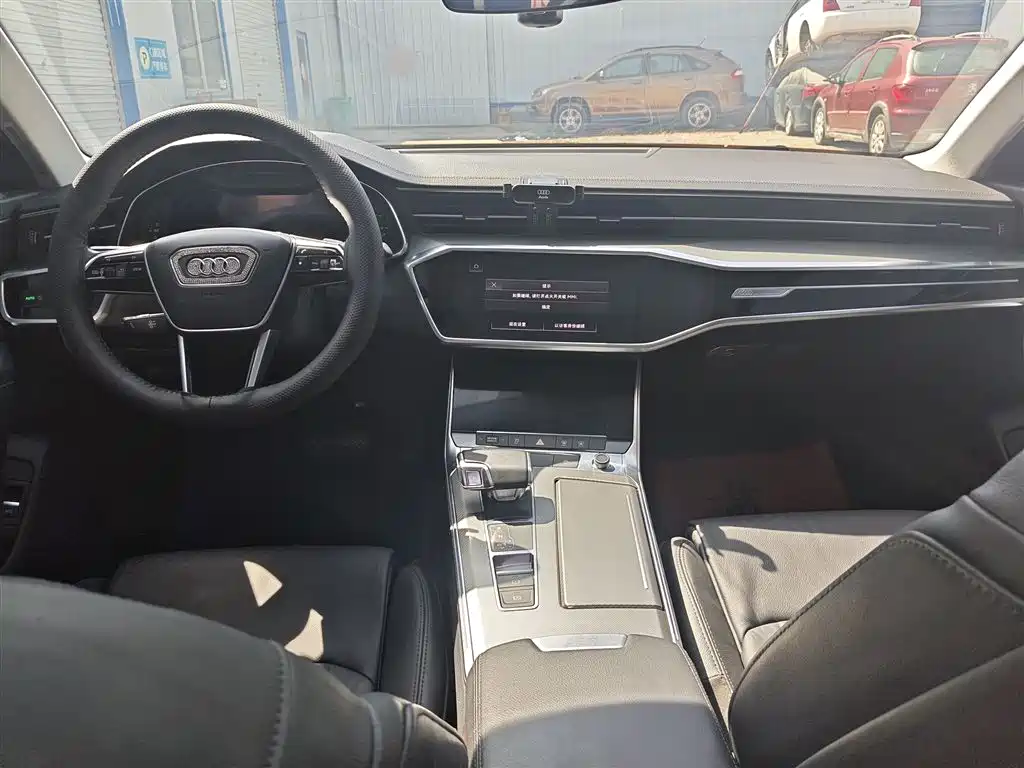 Audi A6L 2021 45 TFSI Exclusive Elegance фото 6