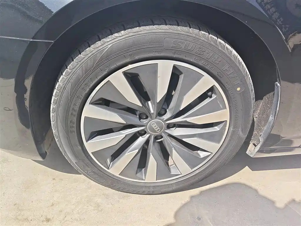 Audi A6L 2021 45 TFSI Exclusive Elegance фото 25