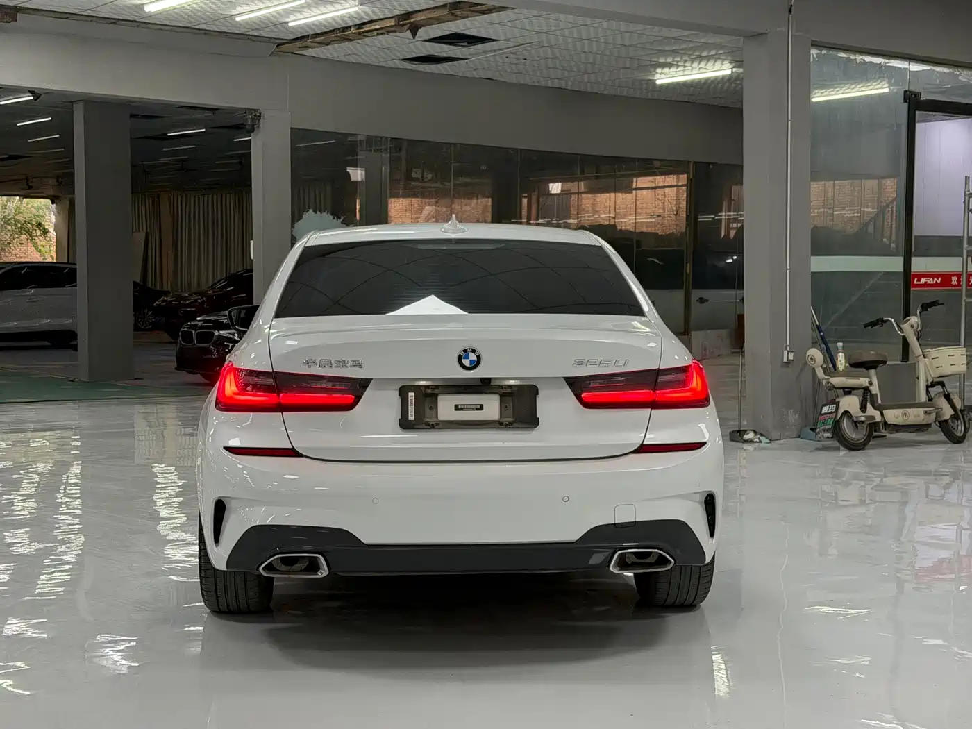 BMW 3 Series 2020 325Li M Sport Package фото 8