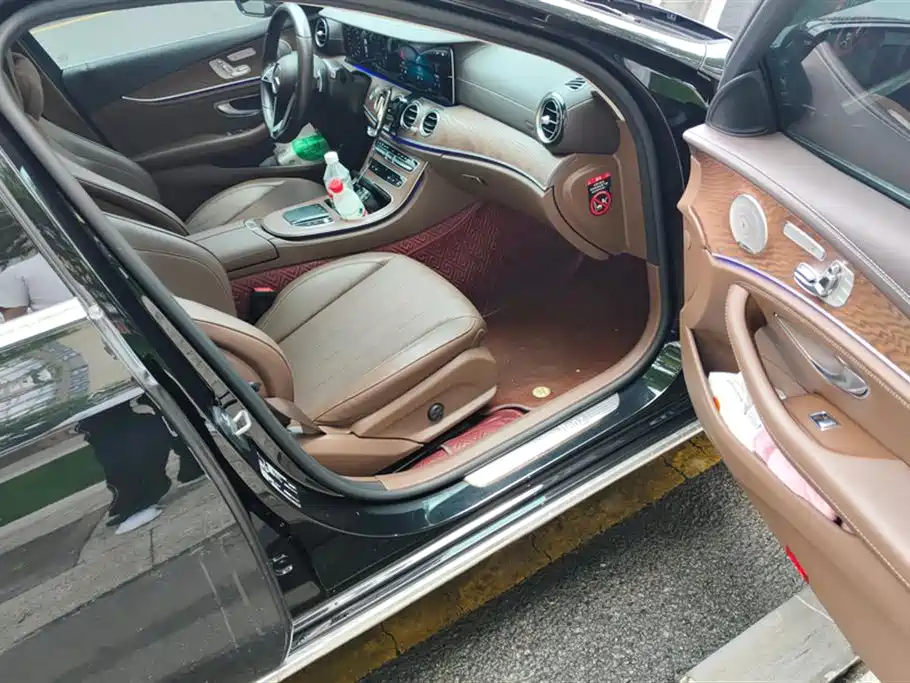 Mercedes-Benz E-Class 2023 Facelift E 300 L Luxury фото 8