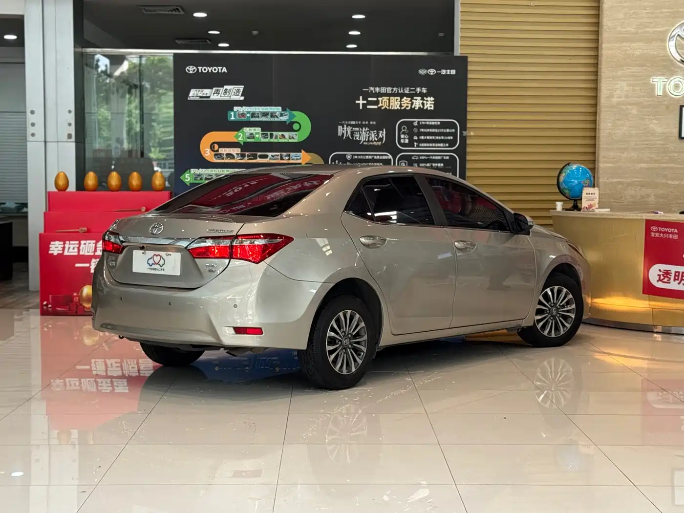Toyota Corolla 2017 Facelift 1.2T S-CVT GL фото 2