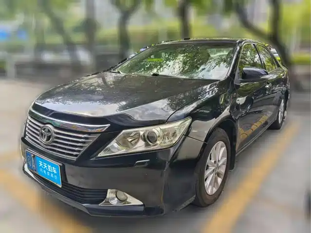  Toyota Camry 2012 2.0G Luxury Edition