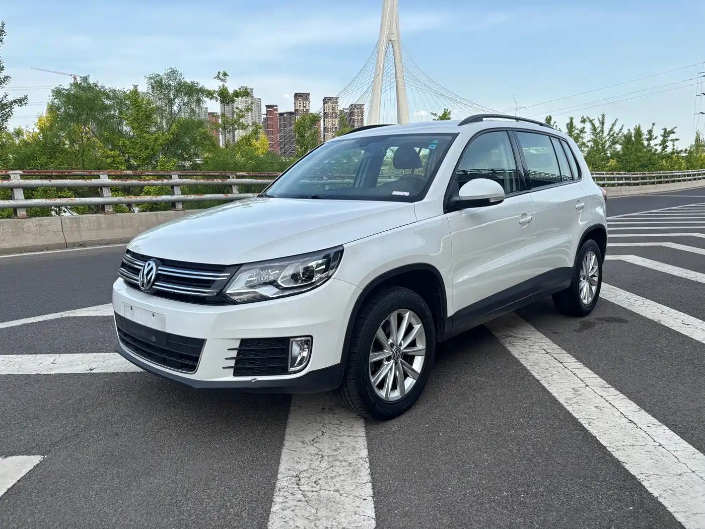 Volkswagen Tiguan 2015 1.8TSI Automatic 2WD Comfortline