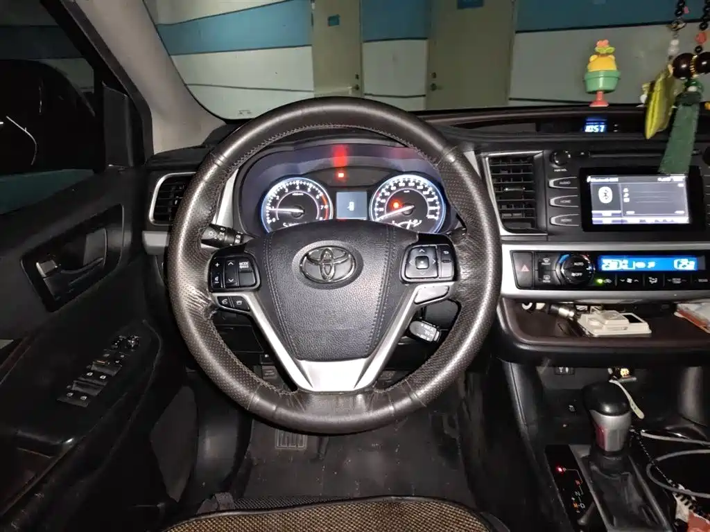Toyota Highlander 2015 2.0T AWD Luxury Edition 7-seater фото 7