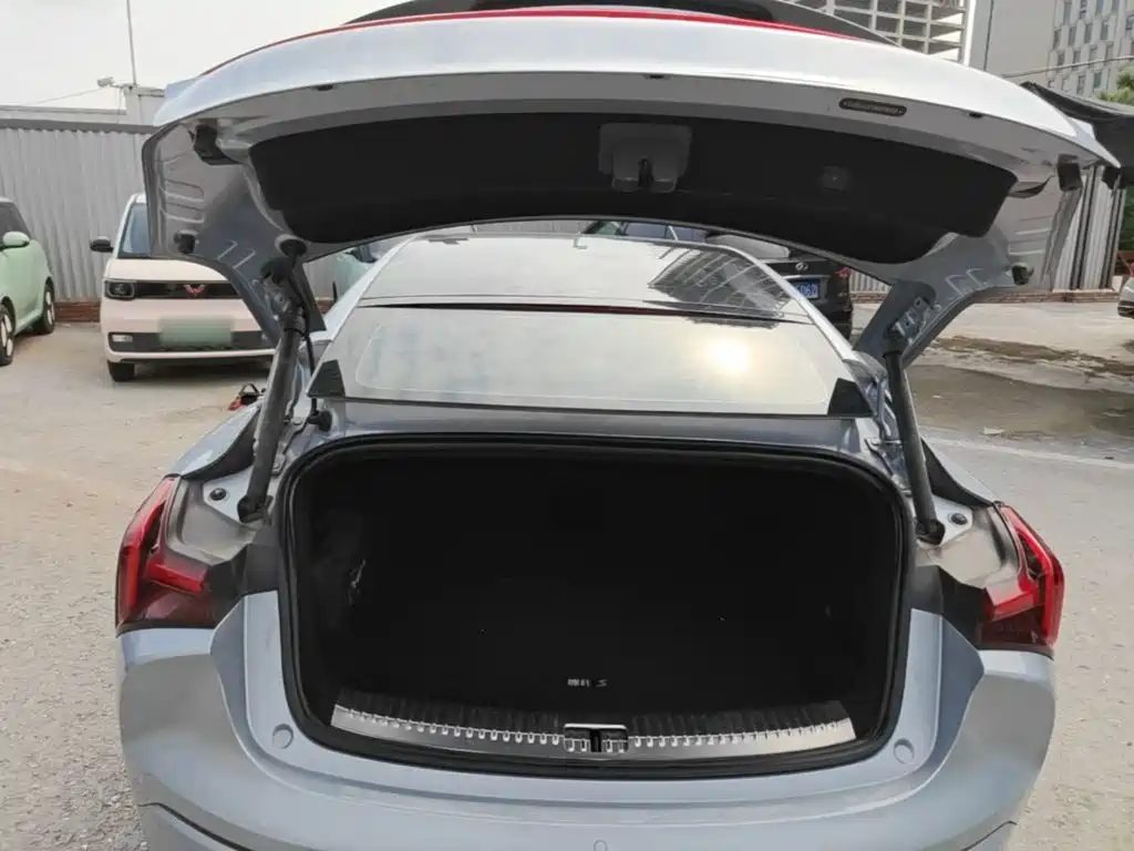 Nezha Auto Nezha S 2023 2022 Model Extended Range 1160km RWD Medium Edition