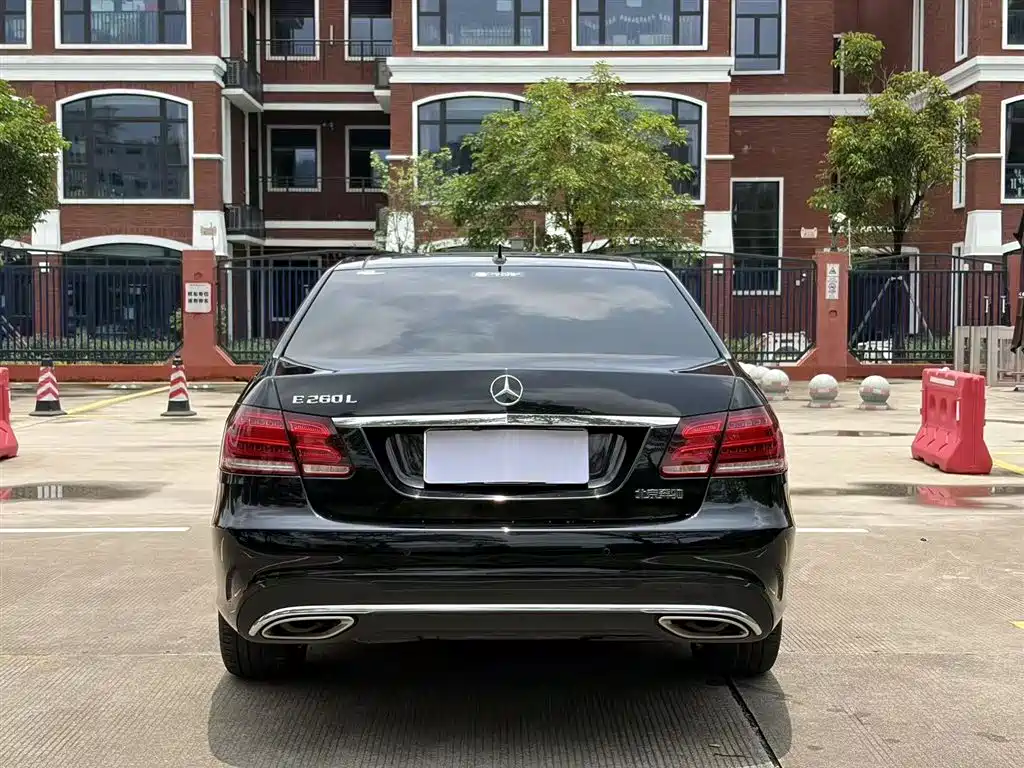 Mercedes-Benz E-Class 2015 Facelift E 260 L Sport Luxury фото 8
