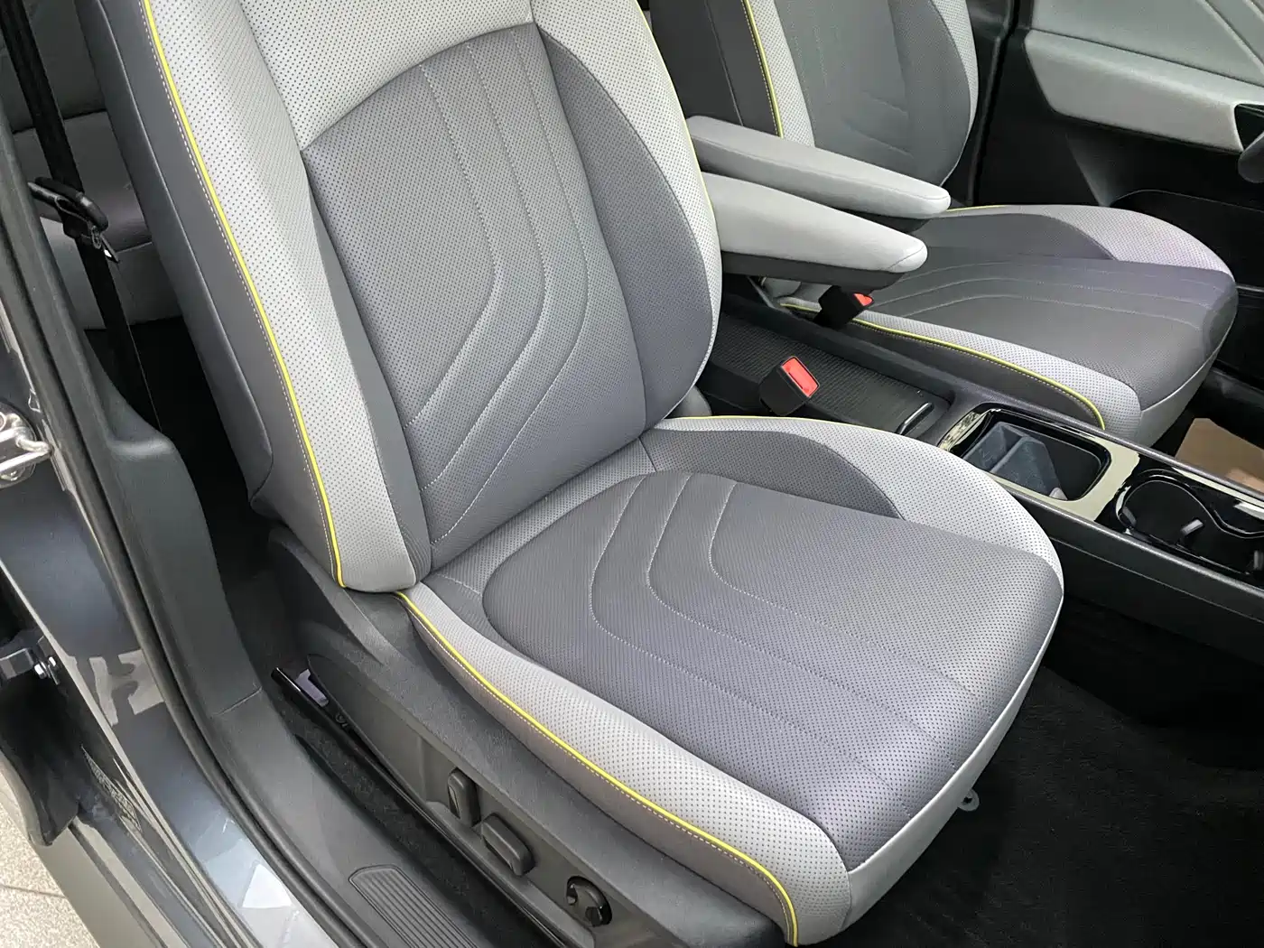 Volkswagen ID.3 2025 Smart Ultimate Intelligent Edition фото 15