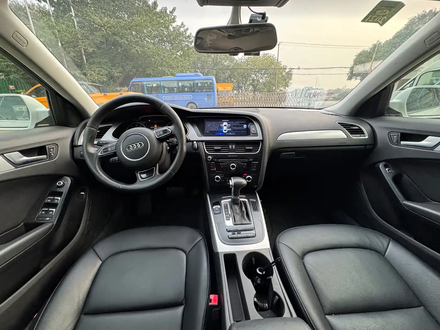 Audi A4L 2015 35 TFSI Auto Standard фото 13
