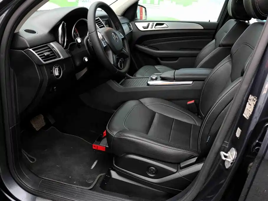 Mercedes-Benz M-Class 2014 ML 320 4MATIC фото 6