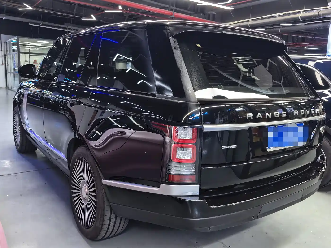 Land Rover Range Rover 2015 3.0 TDV6 Vogue фото 16