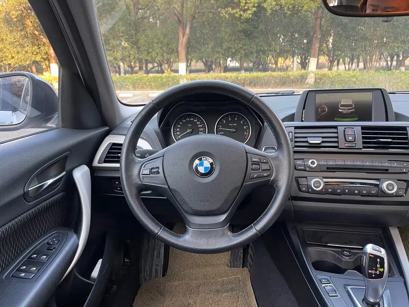 BMW 1 Series (Import) 2013 Facelift 118i Leading Model фото 13