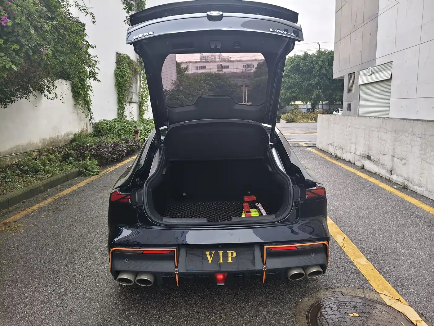 CHANGAN UNI-V