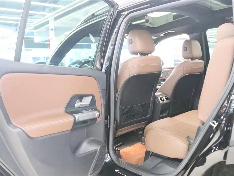 Mercedes-Benz GLB 2020 Facelift GLB 200 Style фото 15