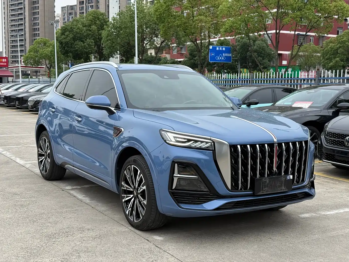 Hongqi HS5 2023 2.0T 4WD Flag Leader Pro фото 3