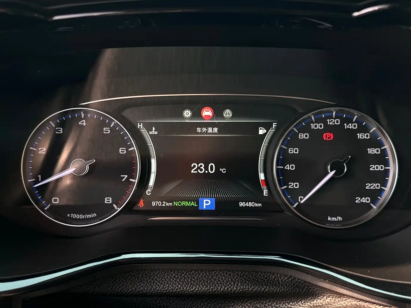 GAC Trumpchi Trumpchi M8 2018 320T Exclusive Edition фото 6