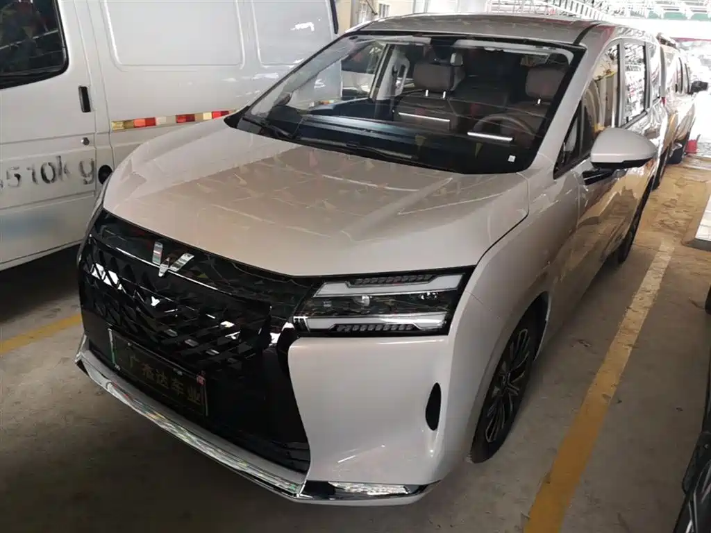 Wuling Motors Xingguang 730 New Energy 2025 2025 Model Plug-in Hybrid Base Version