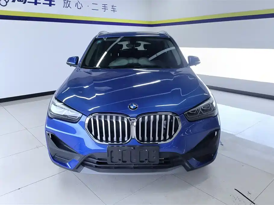 BMW X1 2020 sDrive20Li Fashion Model фото 2