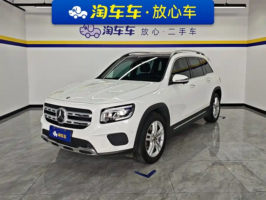MERCEDES-BENZ GLB