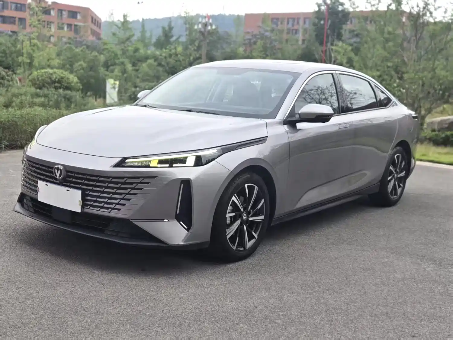 Photo 1 - Changan Yida