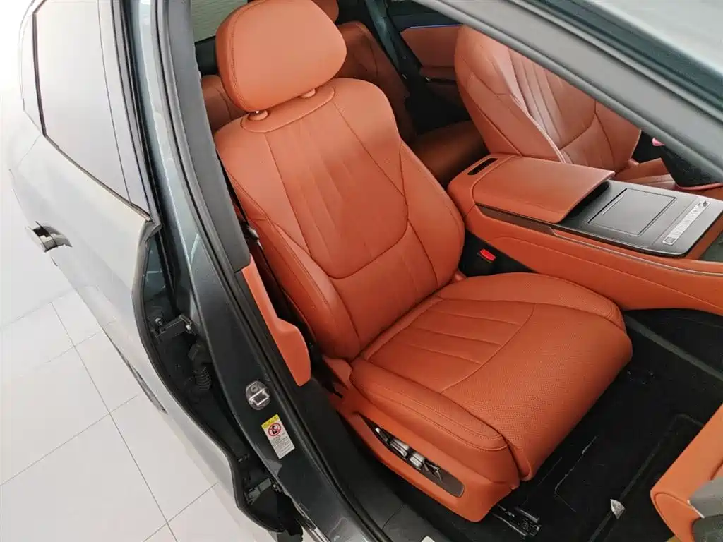 BYD Tang L 2025 DM 175KM Drone Player Edition фото 16