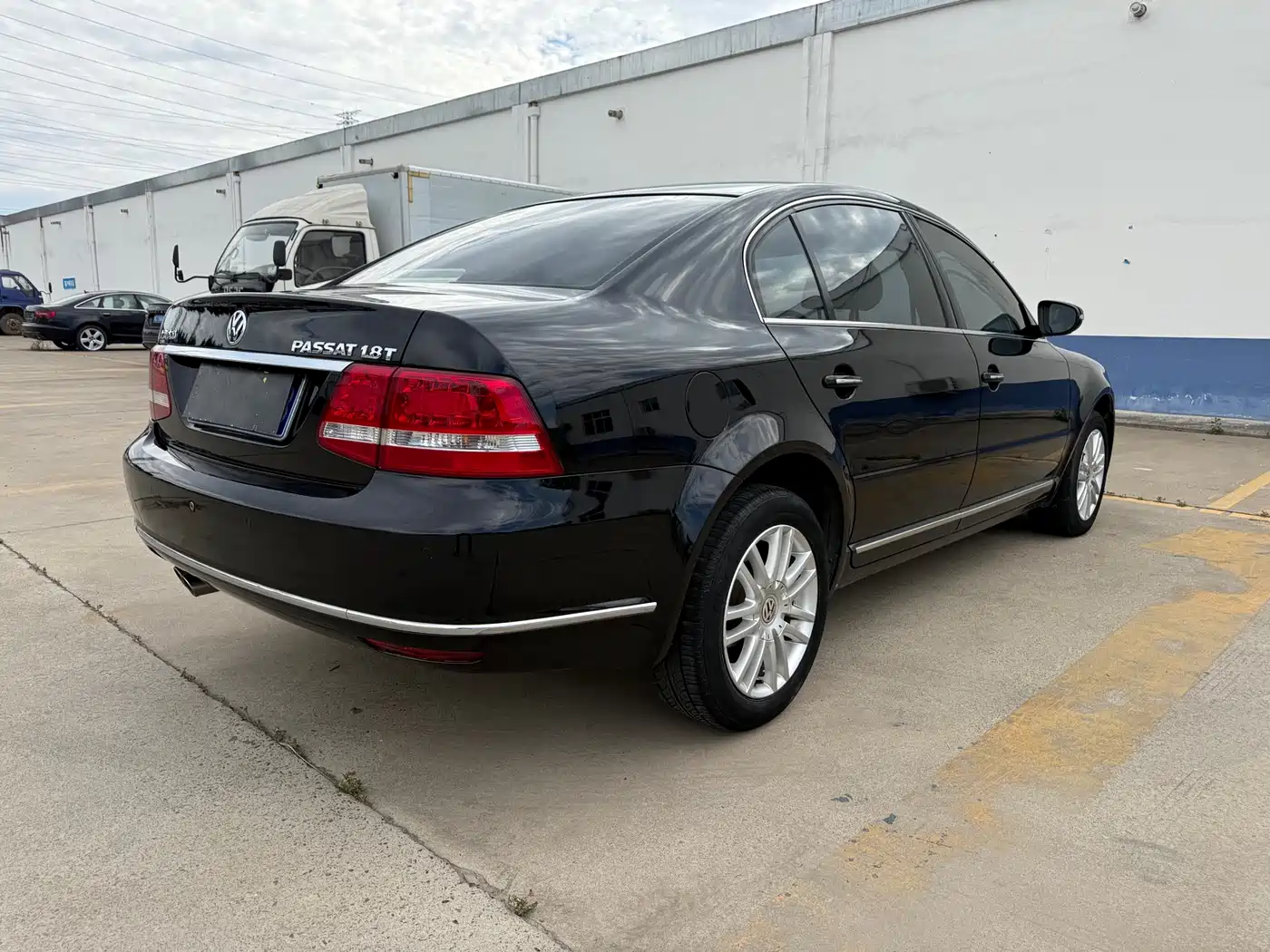 Volkswagen Passat Lingyu 2011 1.8T Manual Premium фото 7