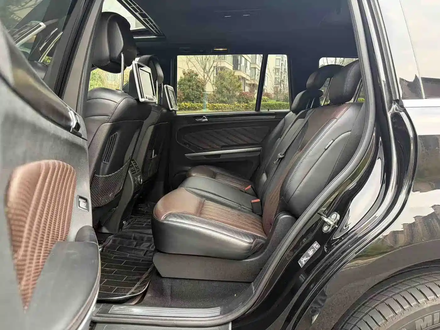 Mercedes-Benz GL-Class 2011 GL 450 Prestige Grand Edition фото 13