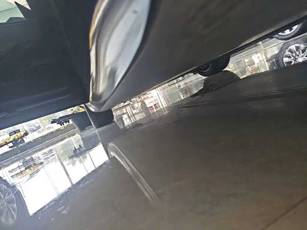 Фото 22 - Tesla Model 3
