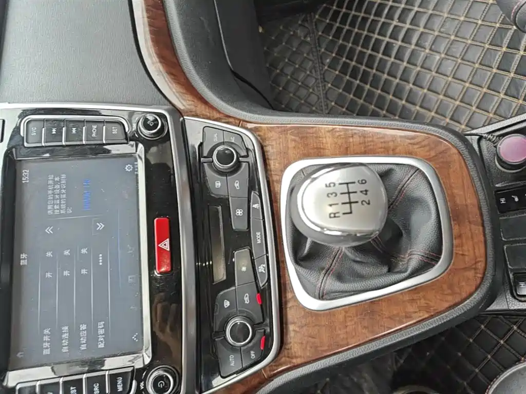 Haval H6 2017 Red Label Sport 1.5T Manual 2WD Elite фото 10