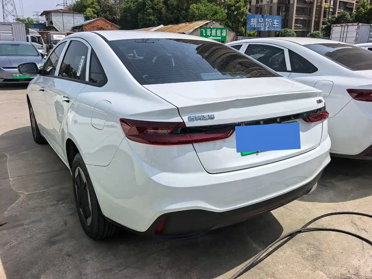 GEELY GEOMETRY A