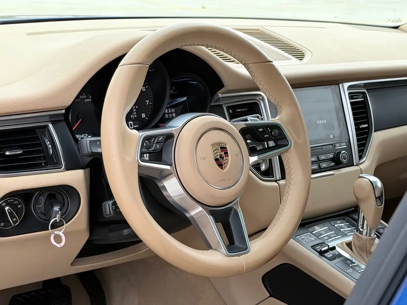 Porsche Macan 2017 Macan 2.0T фото 24