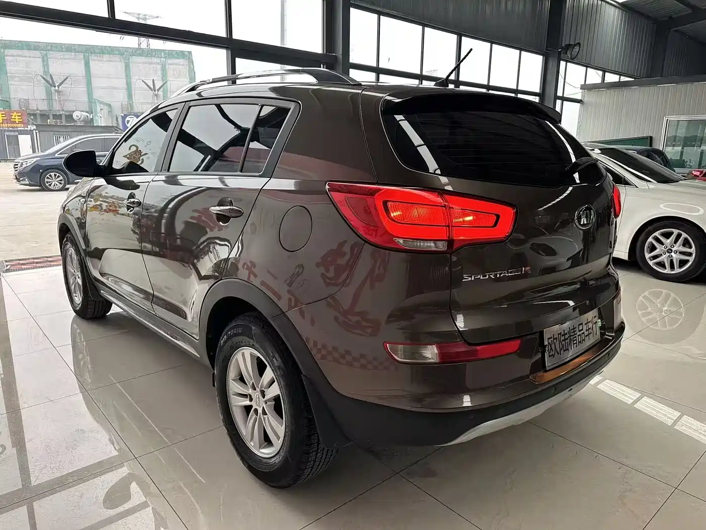 Kia Sportage 2015 2.0L Automatic 2WD GL фото 13
