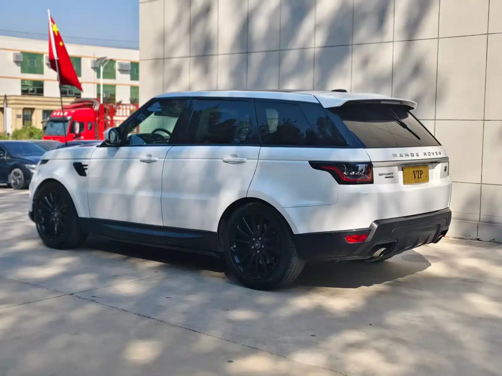 Фото 8 - Land Rover Range Rover Sport