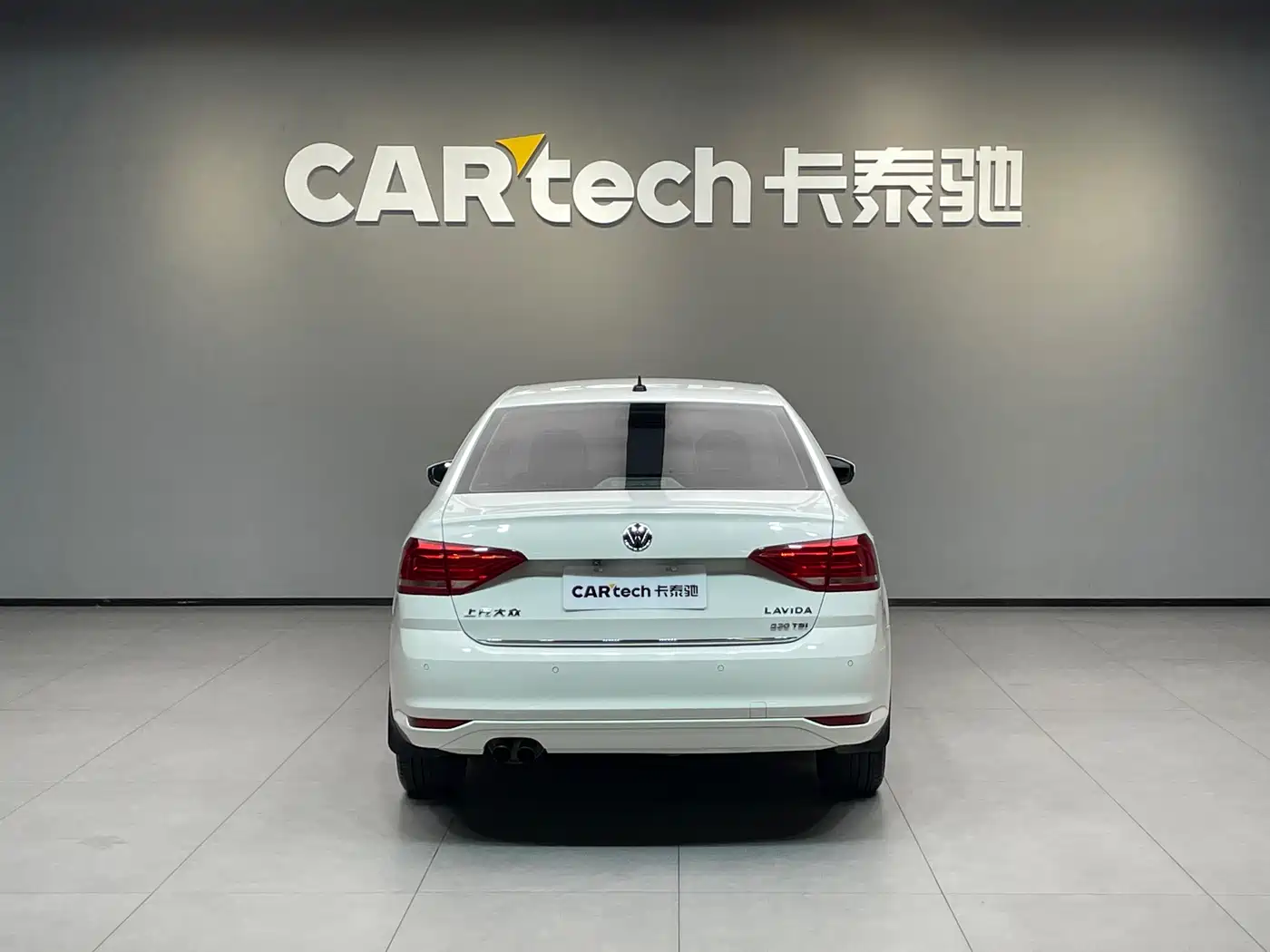 Volkswagen Lavida 2017 230TSI DSG Comfort Edition фото 5