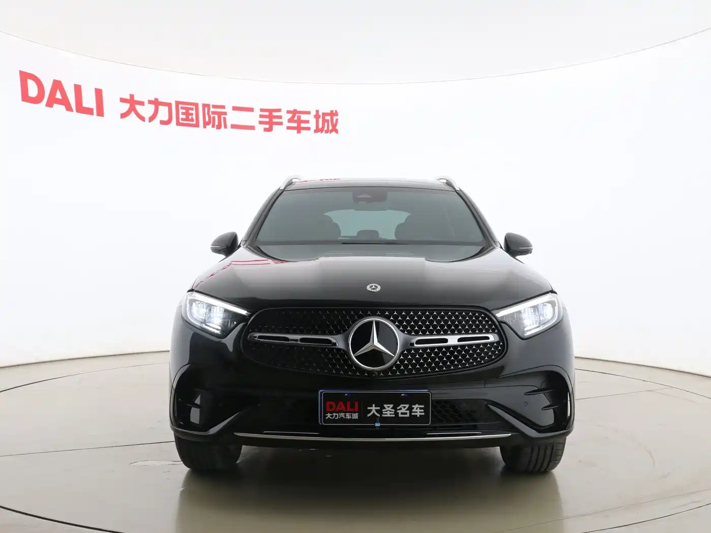 Mercedes-Benz GLC 2024 GLC 300 L 4MATIC Dynamic 5-seater фото 2