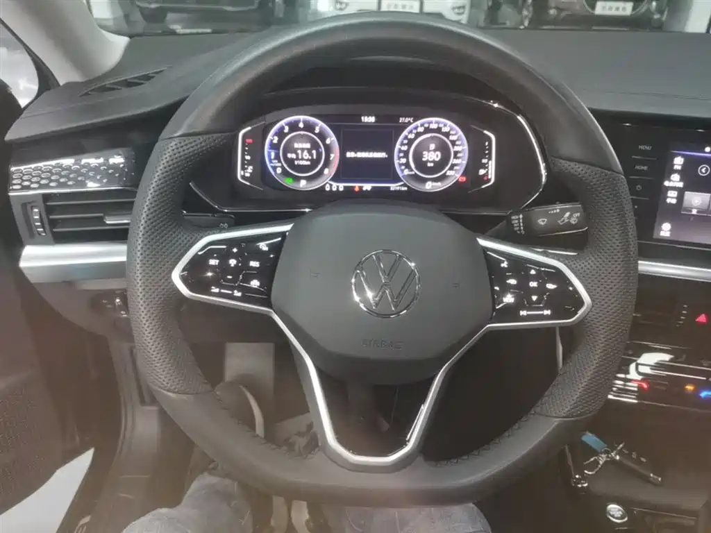 Volkswagen Passat 2024 Model 380TSI Starlight Elite фото 11