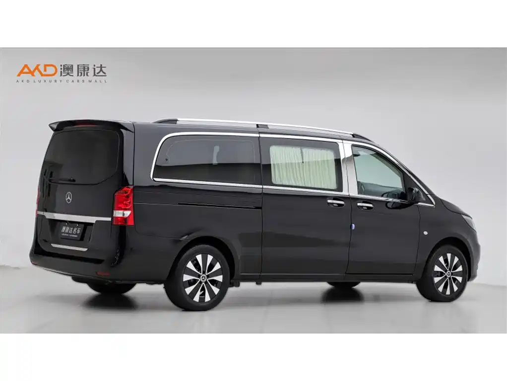 Mercedes-Benz Vito 2021 2.0T Elite 7-Seater фото 3