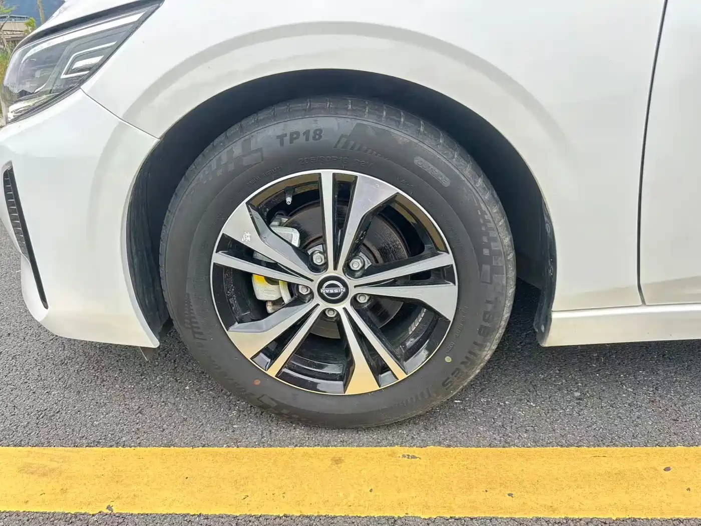 Nissan Sylphy 2024 2023 1.6L CVT Deluxe Edition