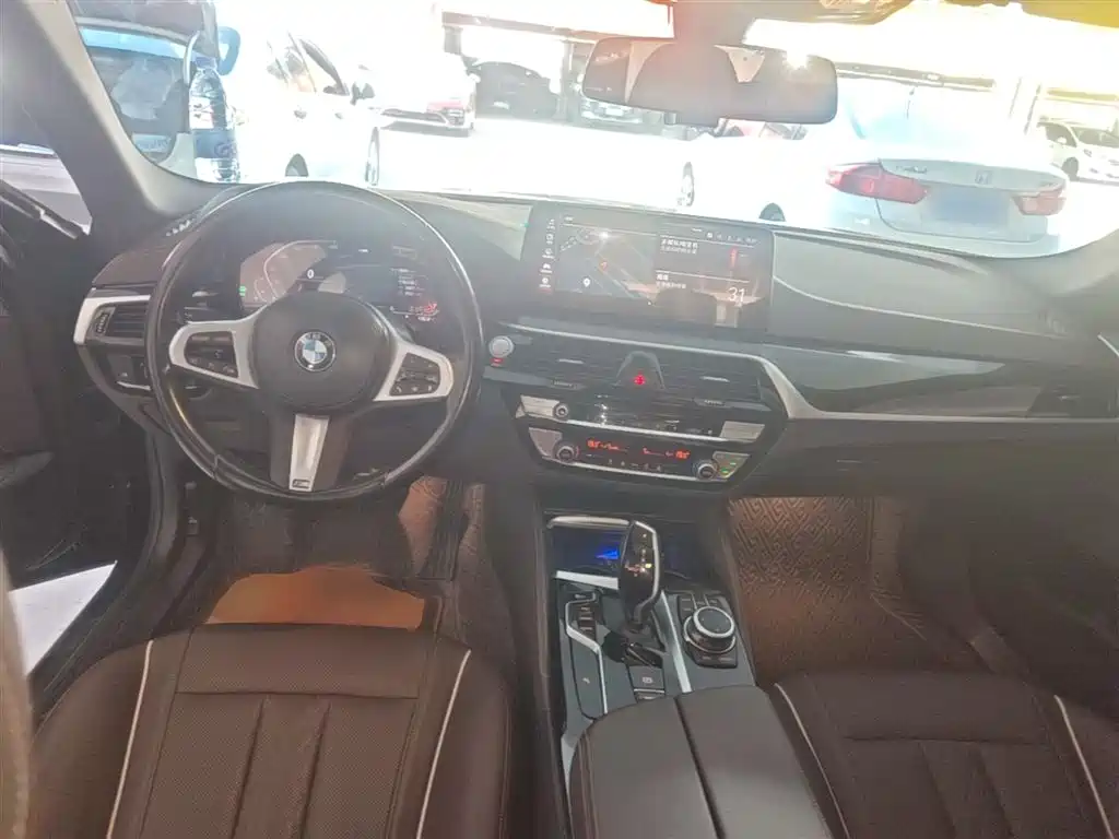 BMW 5 Series 2022 Facelift 525Li M Sport Package фото 10