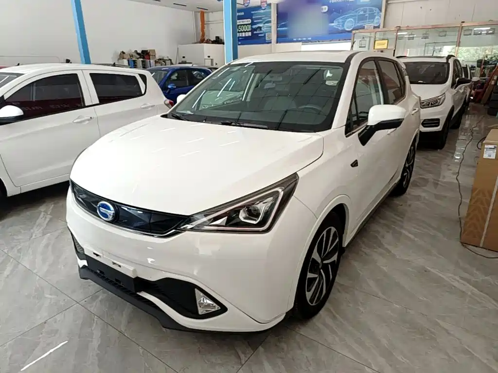 Фото 2 - GAC Group Qizhi EV
