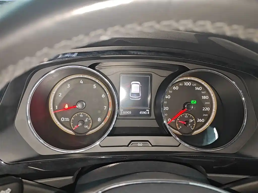 Volkswagen Tiguan L 2019 330TSI Automatic 2WD Panorama Comfort Edition China VI фото 12