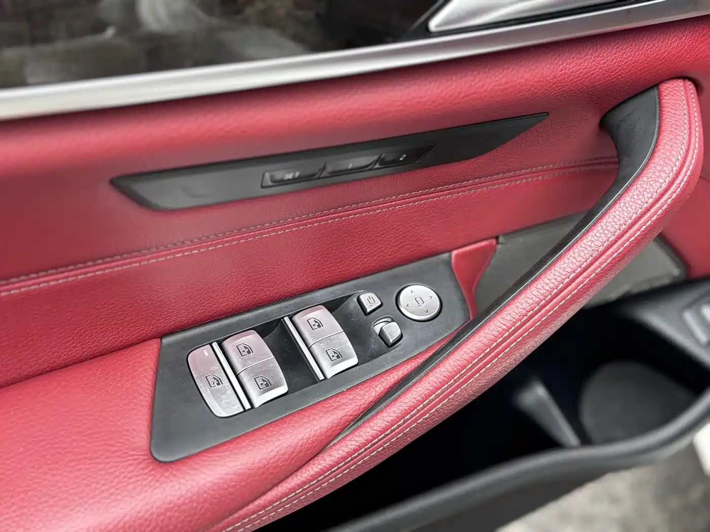 BMW 5 Series 2020 530Li Exclusive M Sport Package фото 15