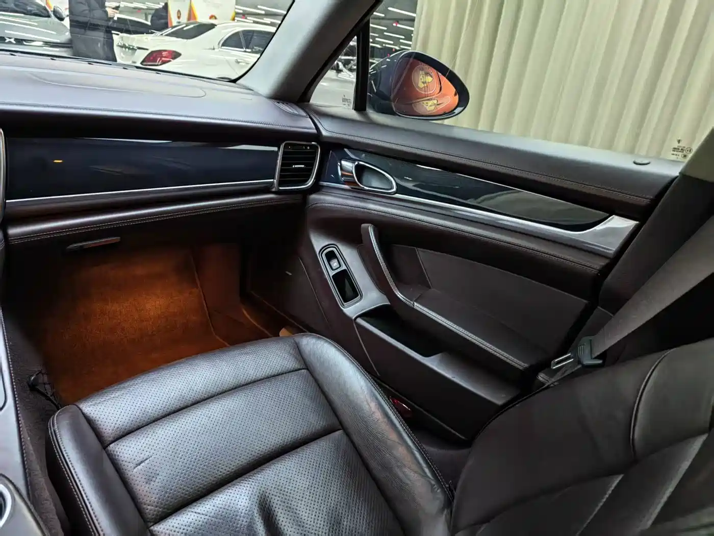 Porsche Panamera 2010 Panamera 4 3.6L фото 16