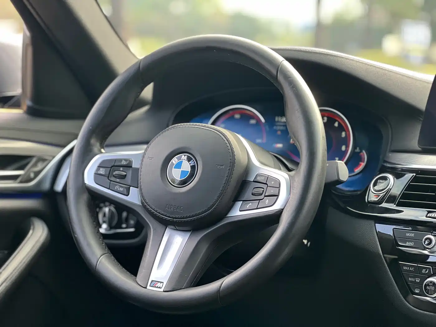 BMW 5 Series (Import) 2018 525i M Sport Package фото 15